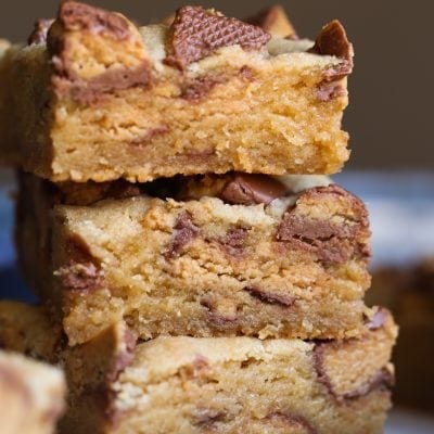 Perfect Peanut Butter Cup Blondies: Melted Butter & Reese's Tips